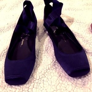 Jessica Simpson Blue Satin Shoes with ankle strap